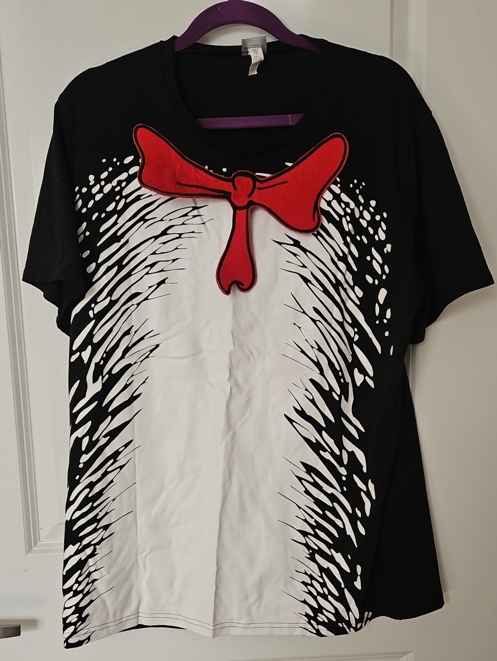 Dr. Seuss Kids Black White Tee with Red Bow Graphic Adult L/XL